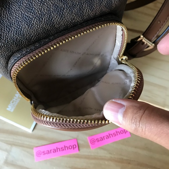 🌼Michael Kors backpack - Picture 14 of 14